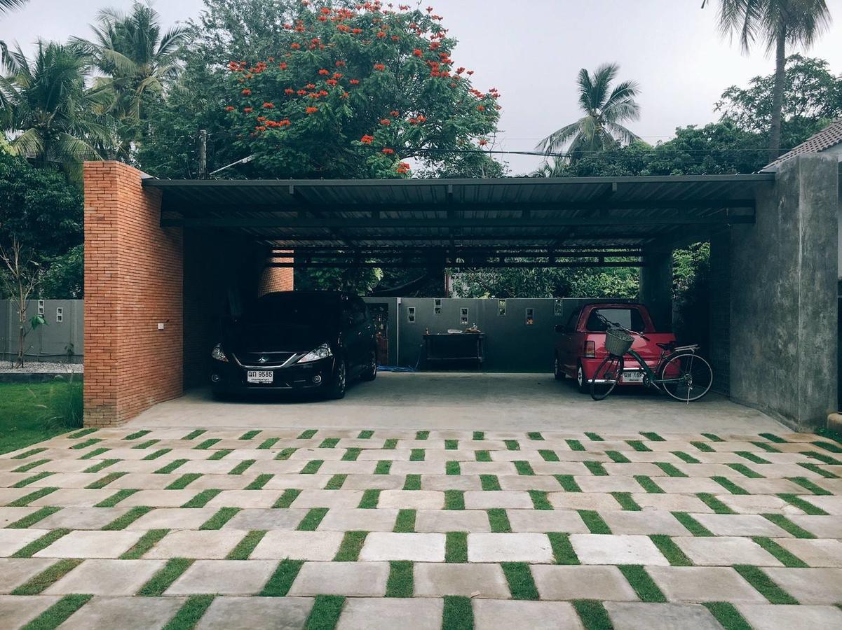 The Hommtel Hostel Chiang Mai Exterior photo